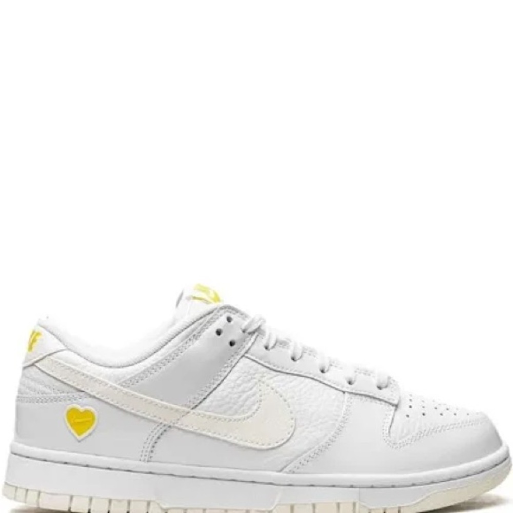 Nike Dunk Low yellow heart White and Yellow Sneakers limited edition size 8 - Picture 5 of 9